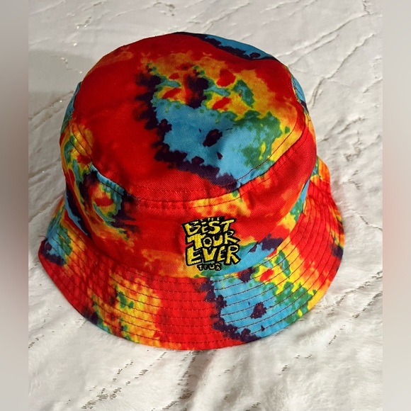 Other - Amine bucket hat